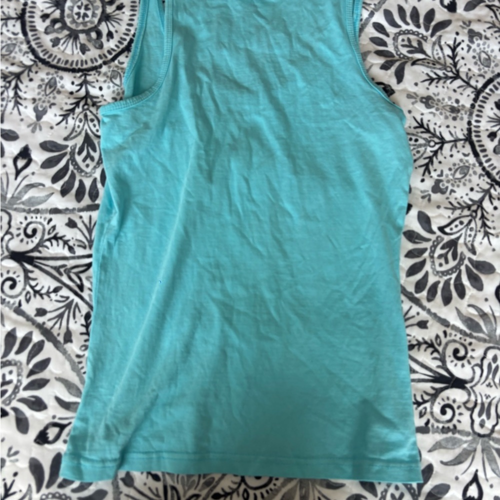 Antelope Turquoise Tank Top with Multicolor Design - Picture 3 of 3